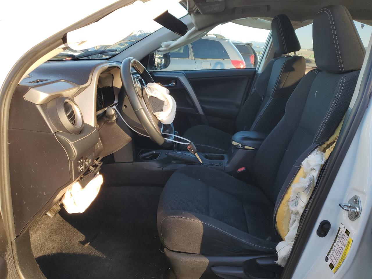 2017 Toyota RAV 4 - Image 7