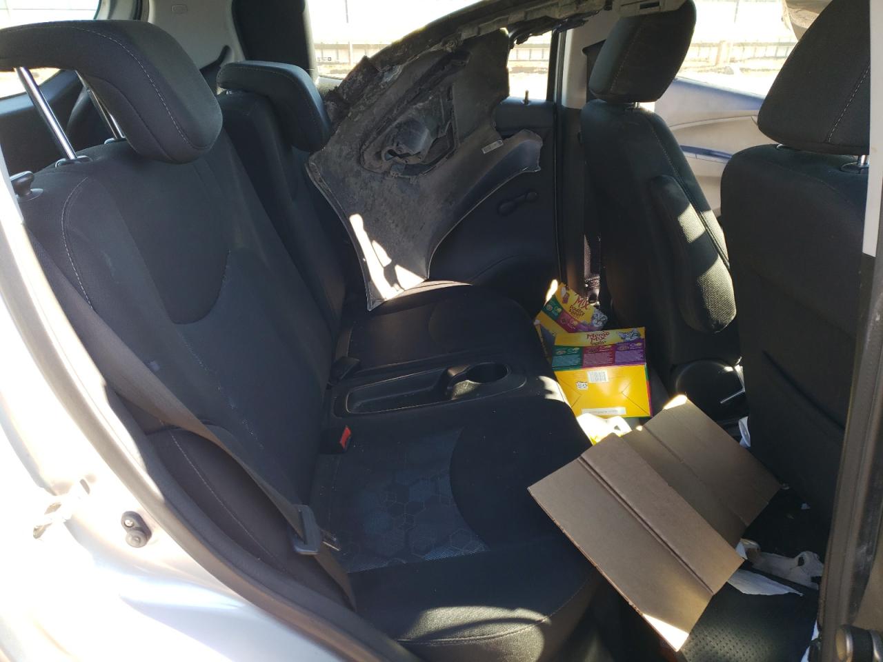 2016 Chevrolet Spark - Image 11