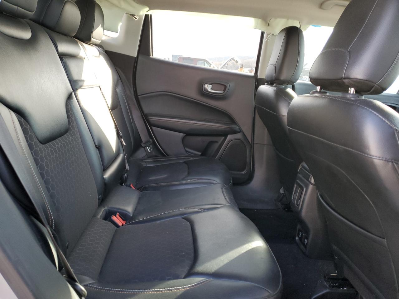 2018 Jeep Compass Latitude VIN: 3C4NJCBB5JT226350 Lot: 87083934