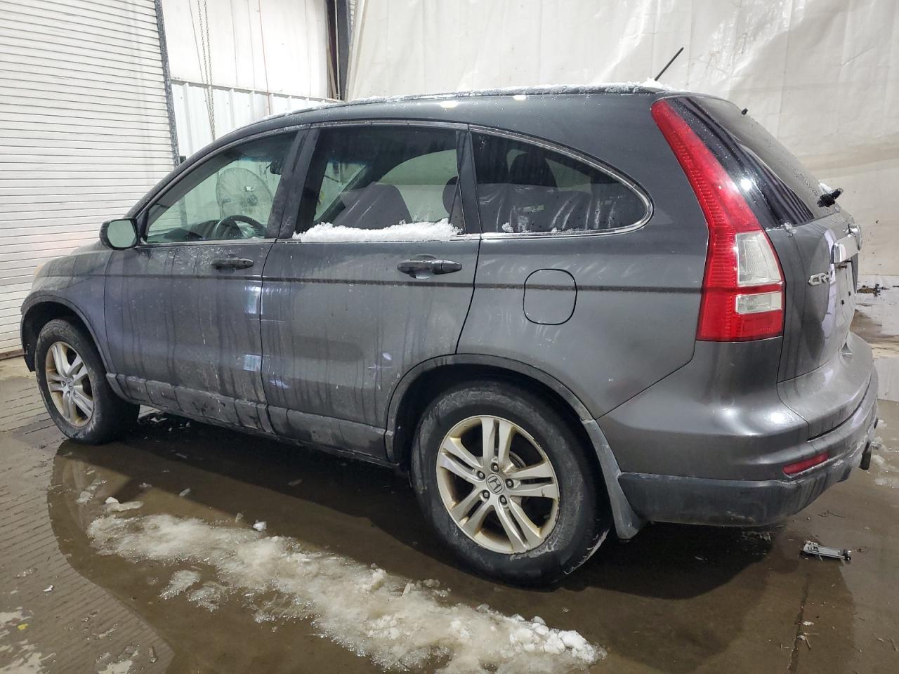2011 Honda CR-V - Image 2