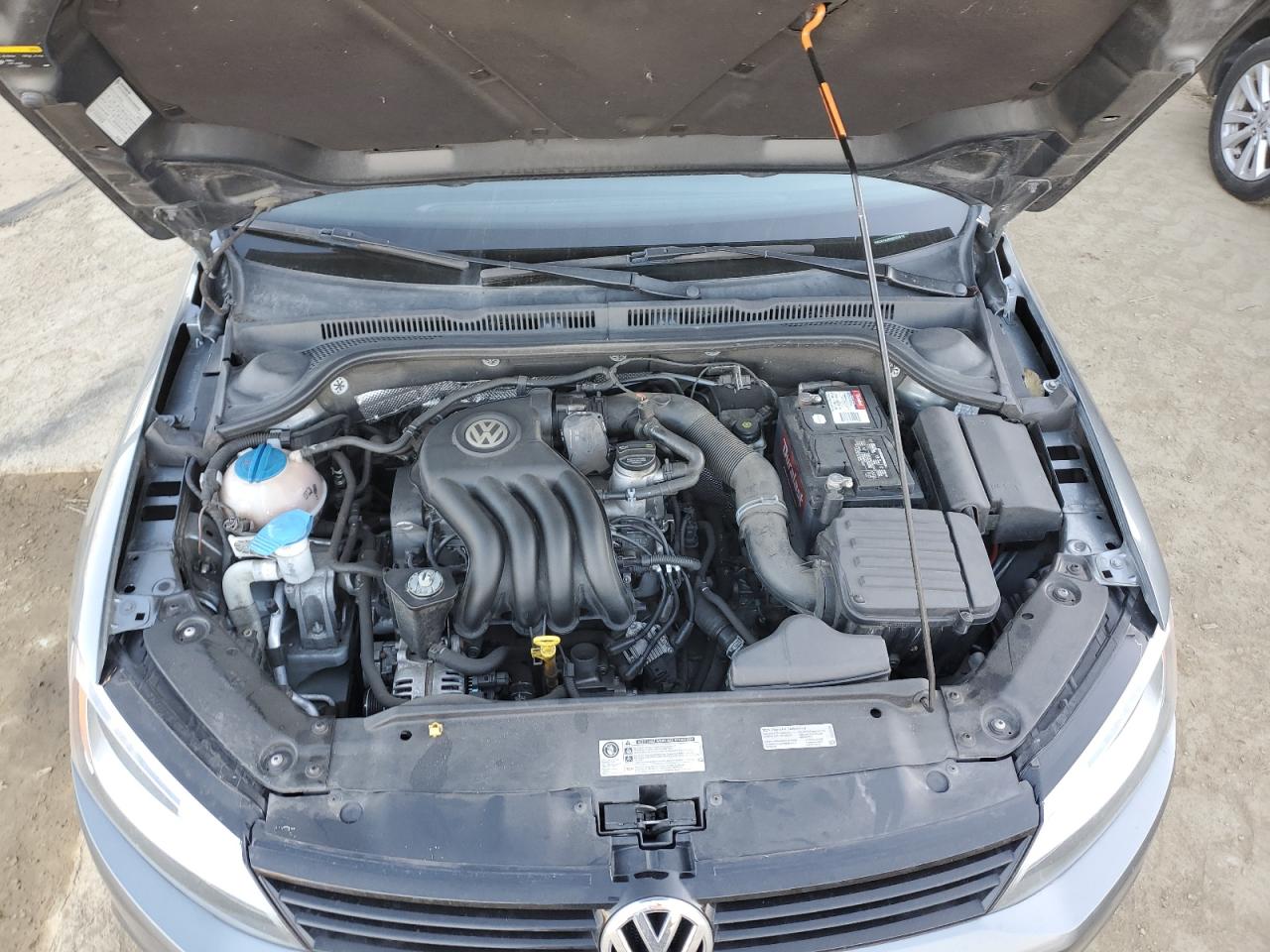 2014 Volkswagen Jetta - Image 11