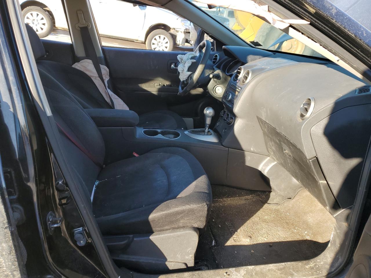 2011 Nissan Rogue - Image 7