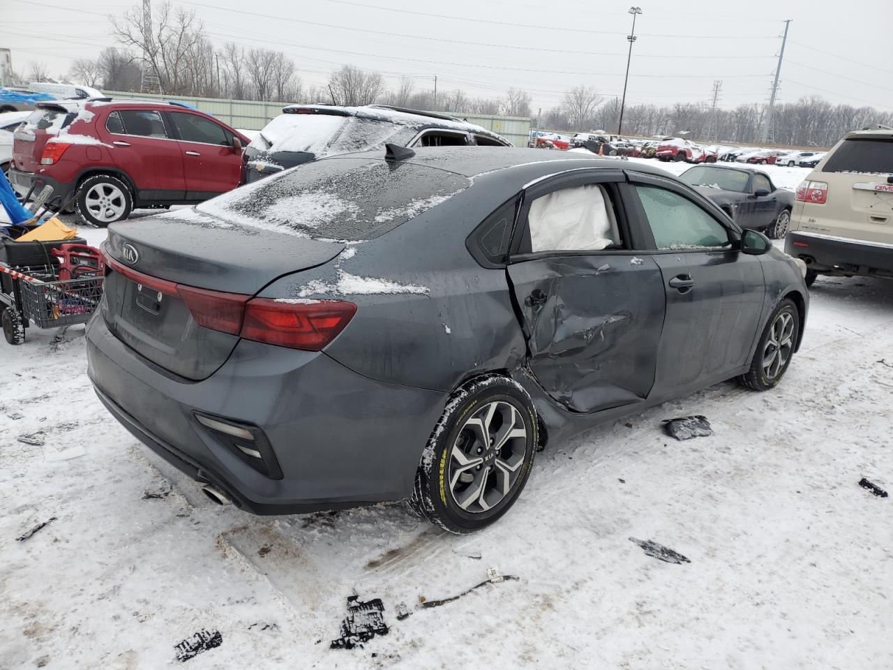 2021 Kia Forte - Image 3