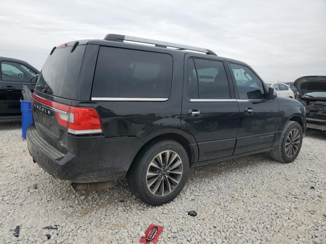 2015 Lincoln Navigator - Image 3