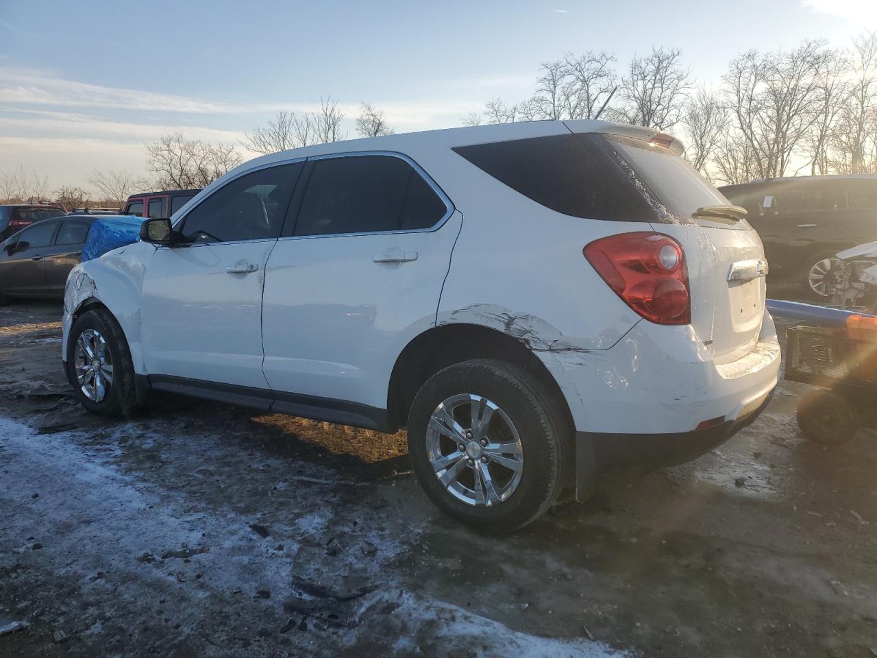 2015 Chevrolet Equinox - Image 2