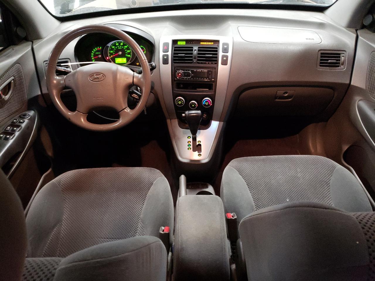 2006 Hyundai Tucson - Image 8