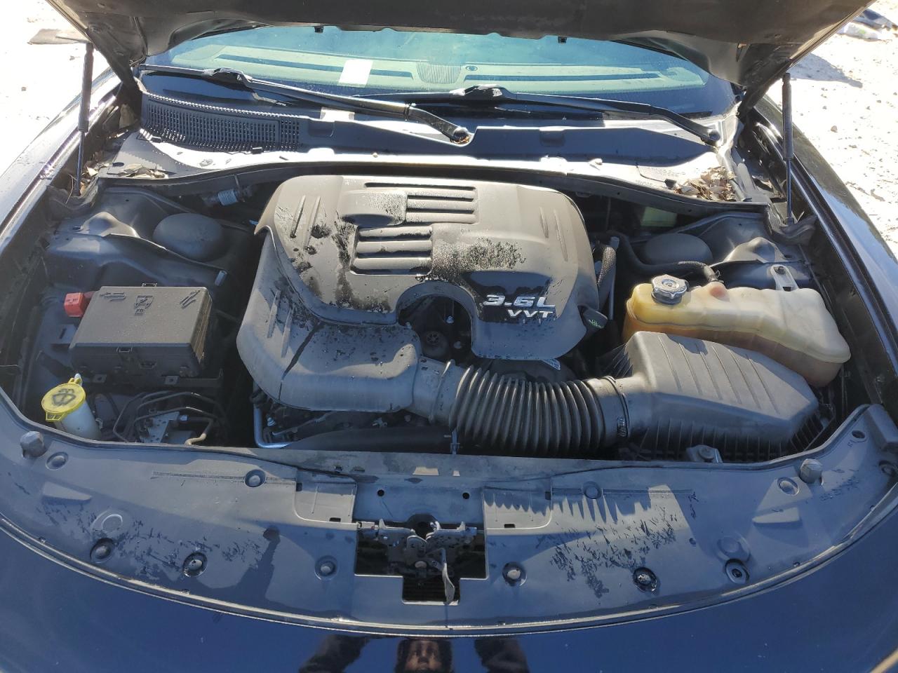 2021 Dodge Charger - Image 11