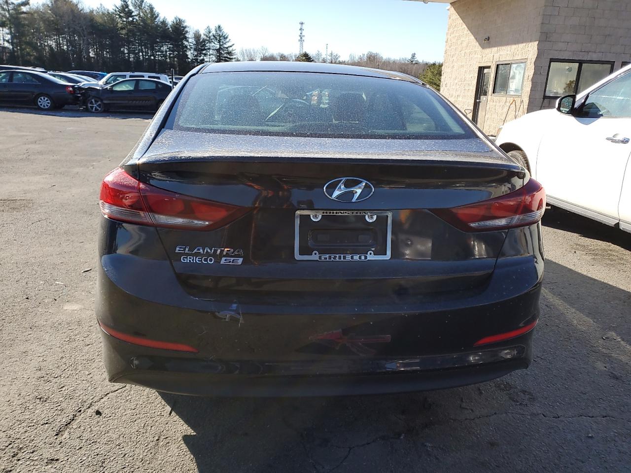2018 Hyundai Elantra - Image 6