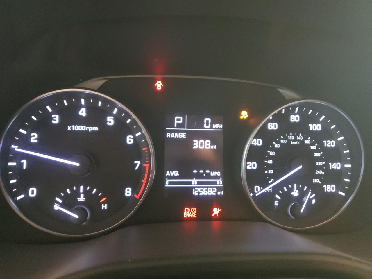 2017 Hyundai Elantra - Image 9
