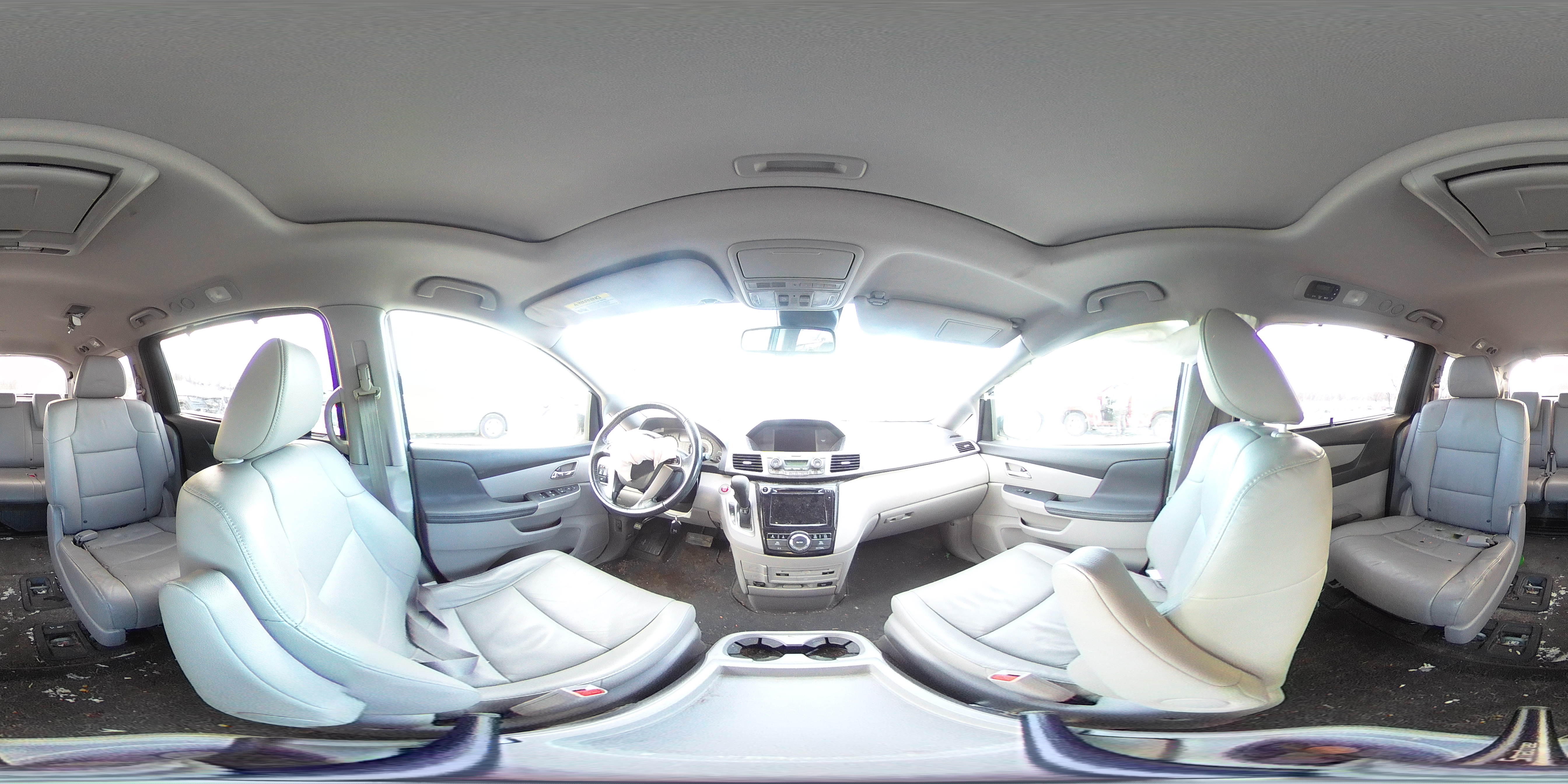 2014 Honda Odyssey - Image 13