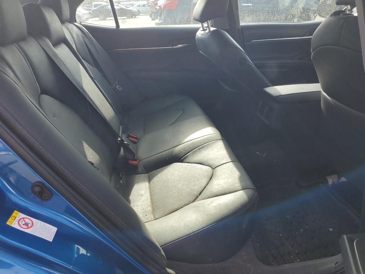 2018 Toyota Camry - Image 10