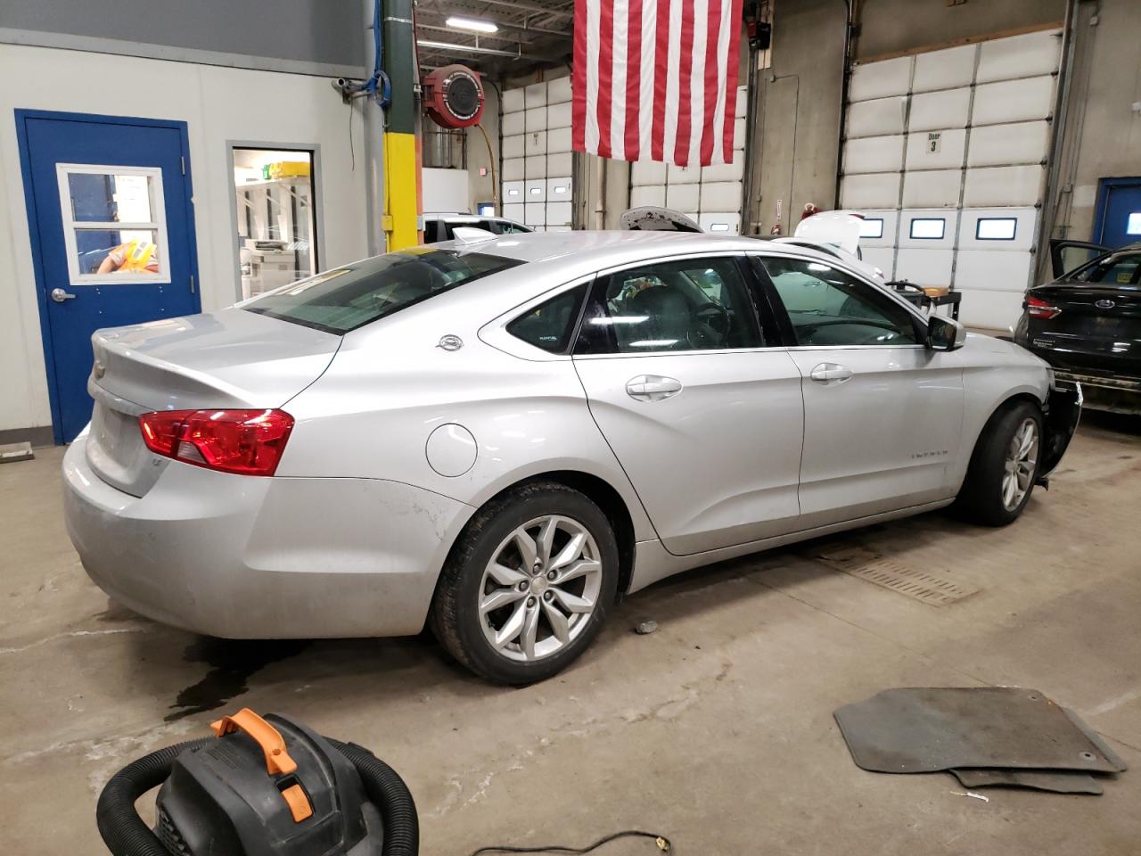 2016 Chevrolet Impala - Image 3