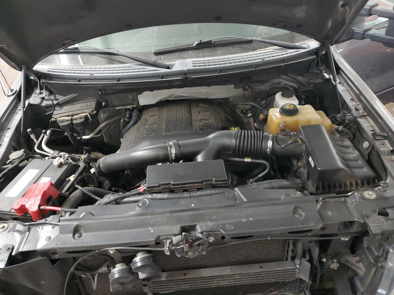 2013 Ford F-150 - Image 12