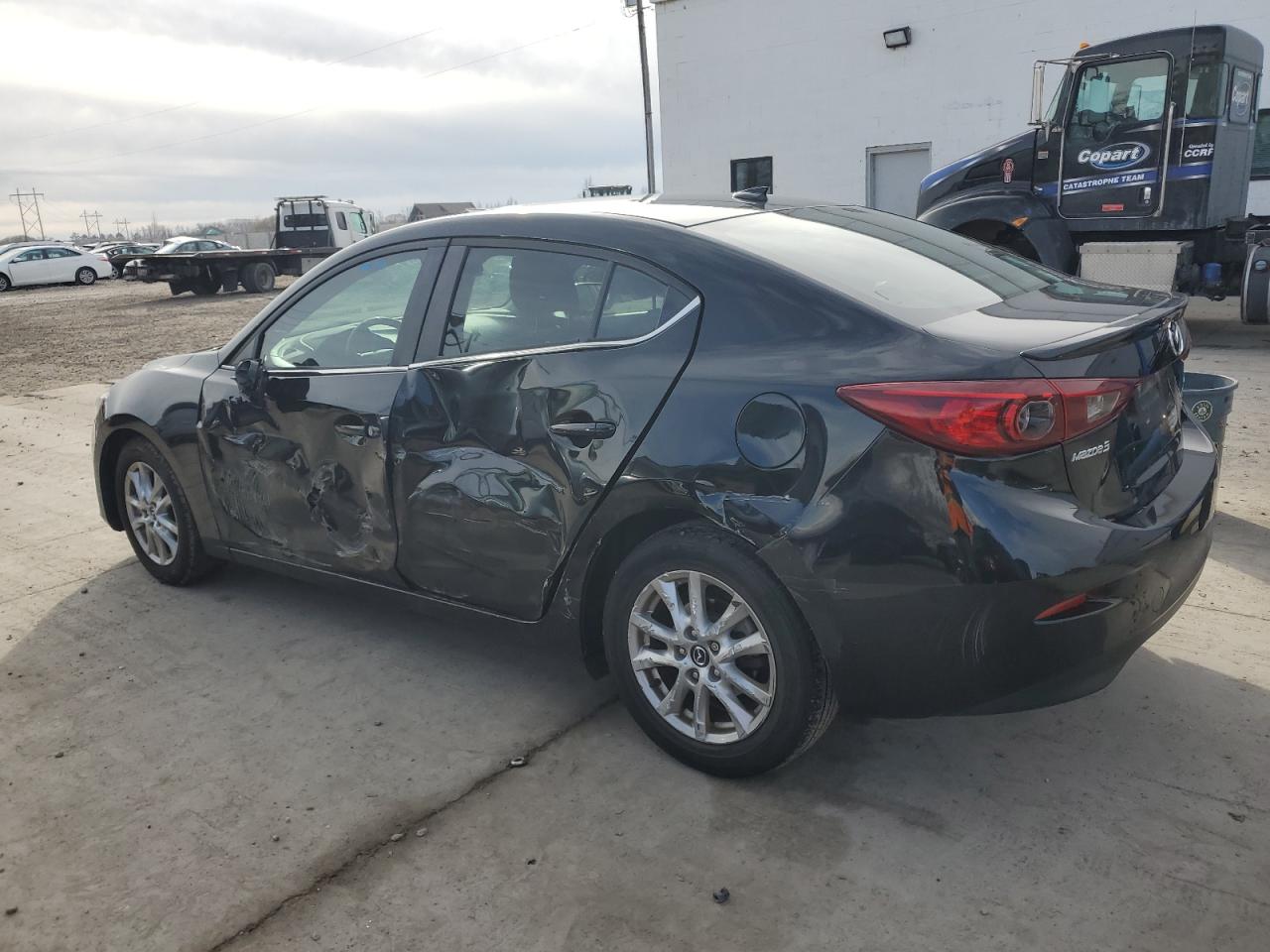 VIN 3MZBM1W76GM277831 2016 MAZDA 3 no.2