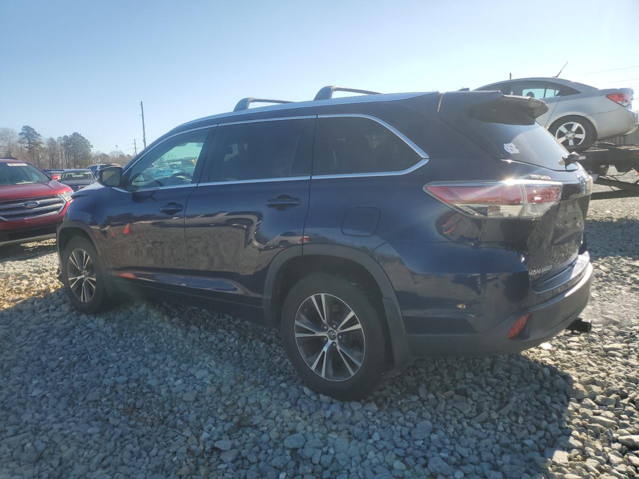 2016 Toyota Highlander - Image 2