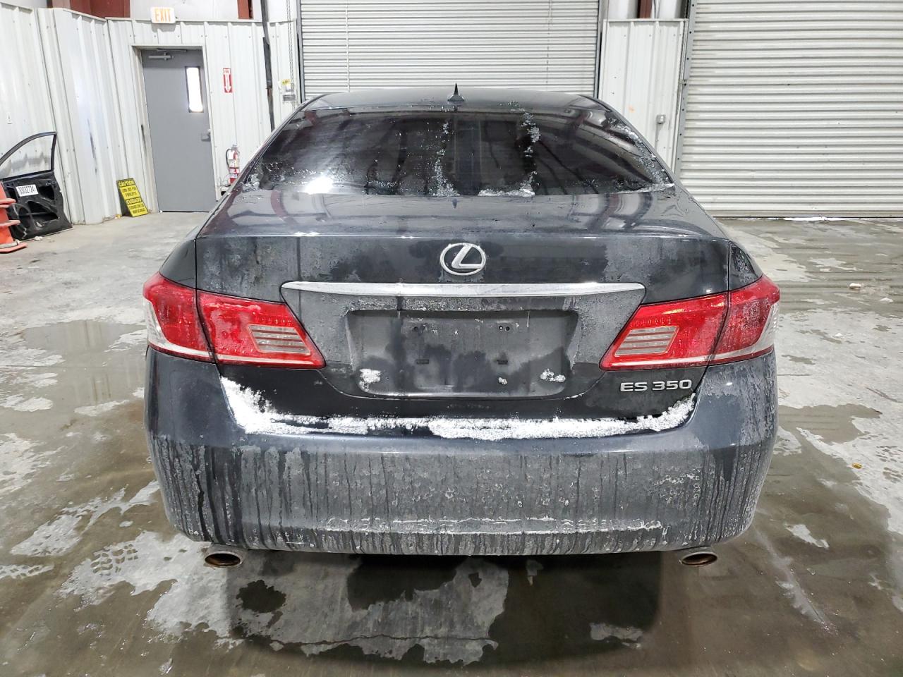 2011 Lexus ES - Image 6