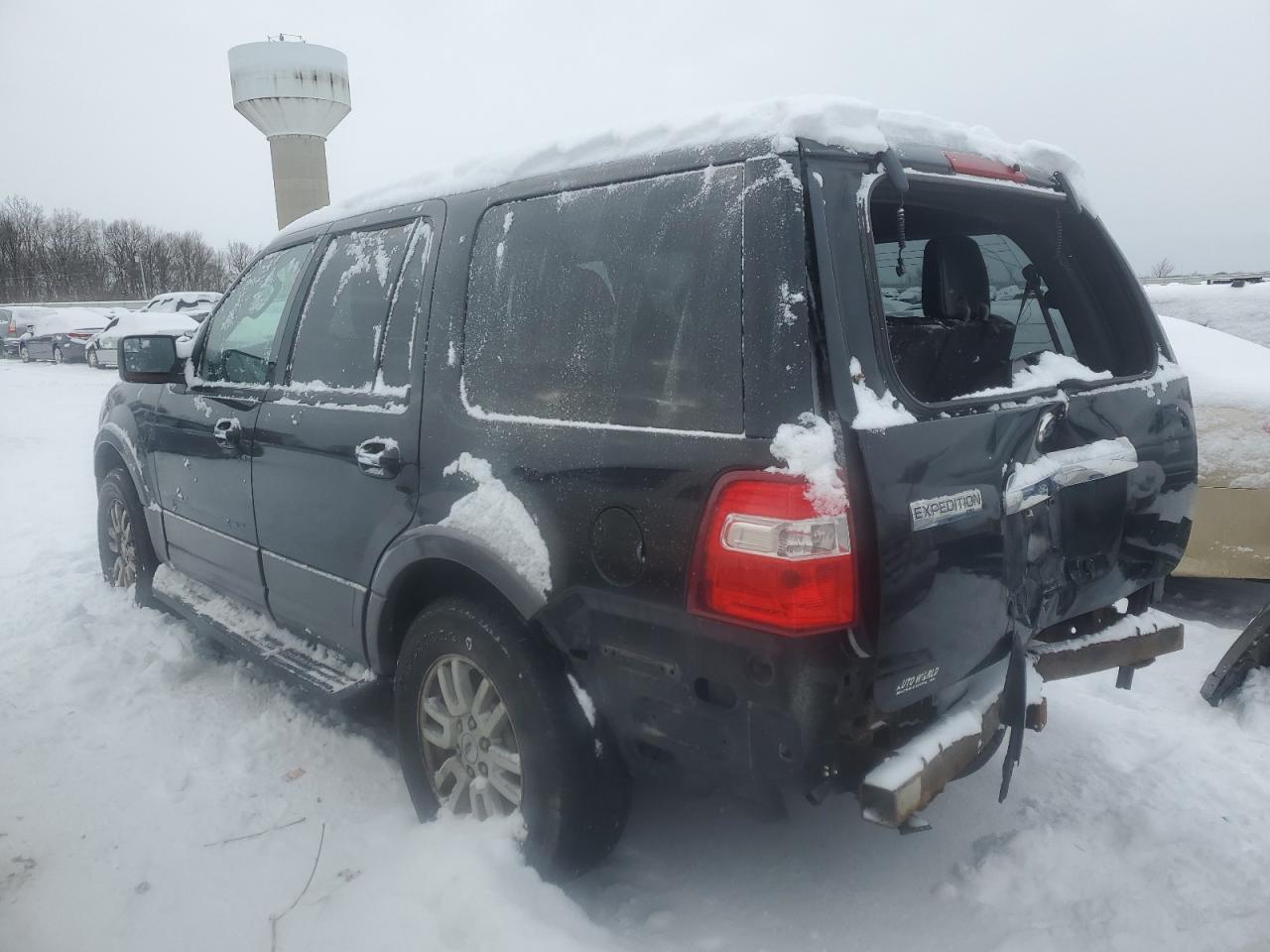 2012 Ford Expedition - Image 2