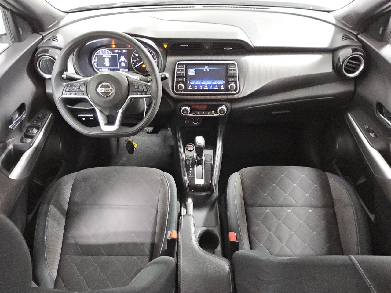 2020 Nissan Kicks - Image 8