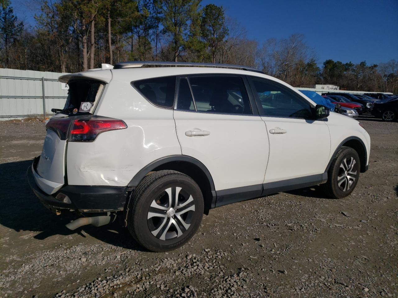 2018 Toyota RAV 4 - Image 3