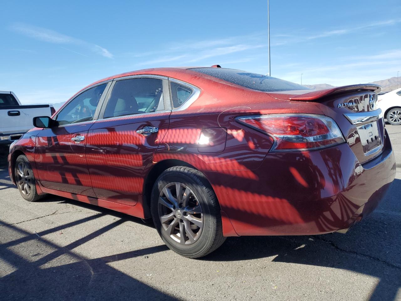 2015 Nissan Altima - Image 2