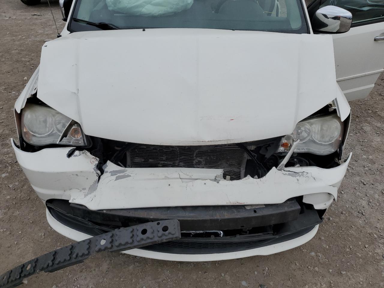 2013 Dodge Caravan - Image 14