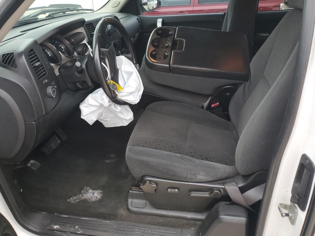 2008 Chevrolet Silverado - Image 7