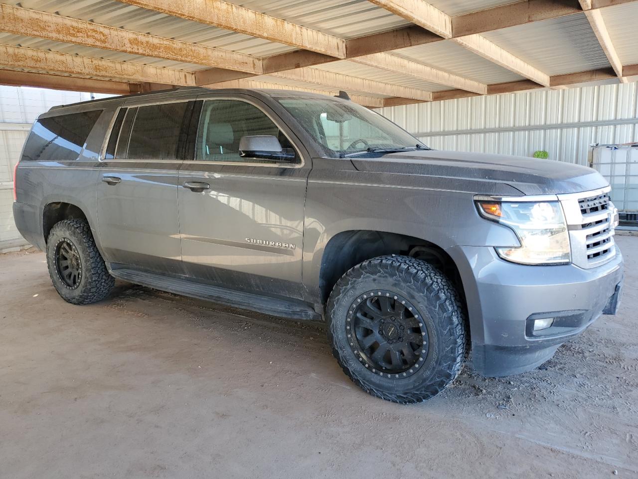 2019 Chevrolet Suburban - Image 4