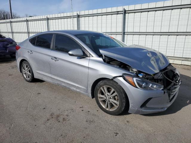 HYUNDAI ELANTRA 2017 Сріблястий