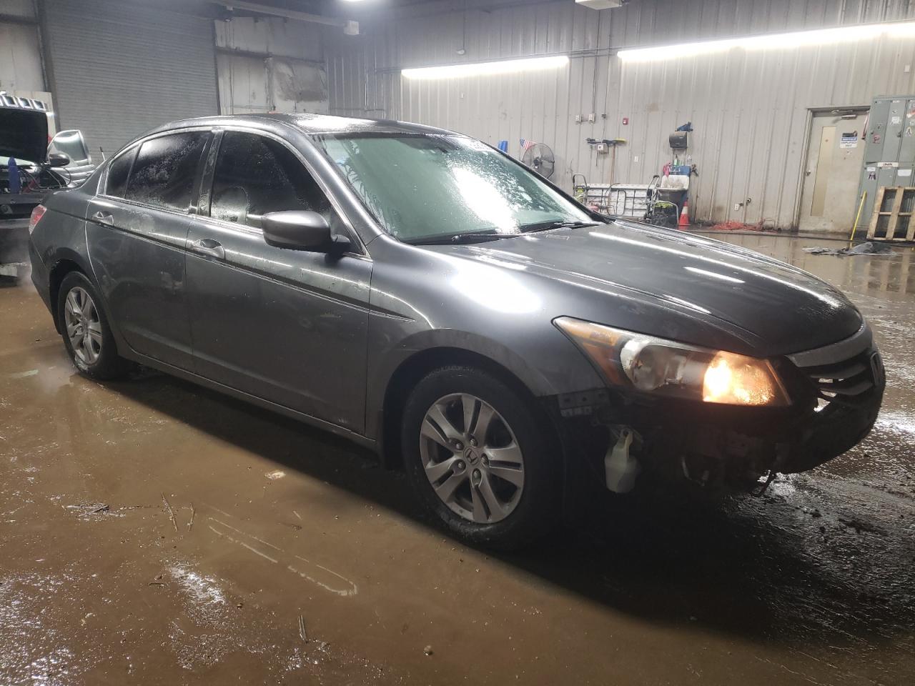 2012 Honda Accord - Image 4