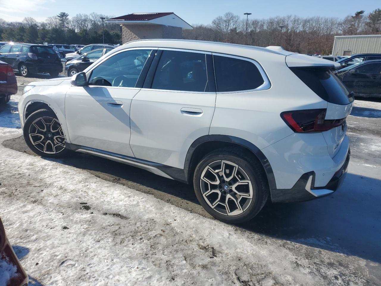 2024 BMW X1 - Image 2