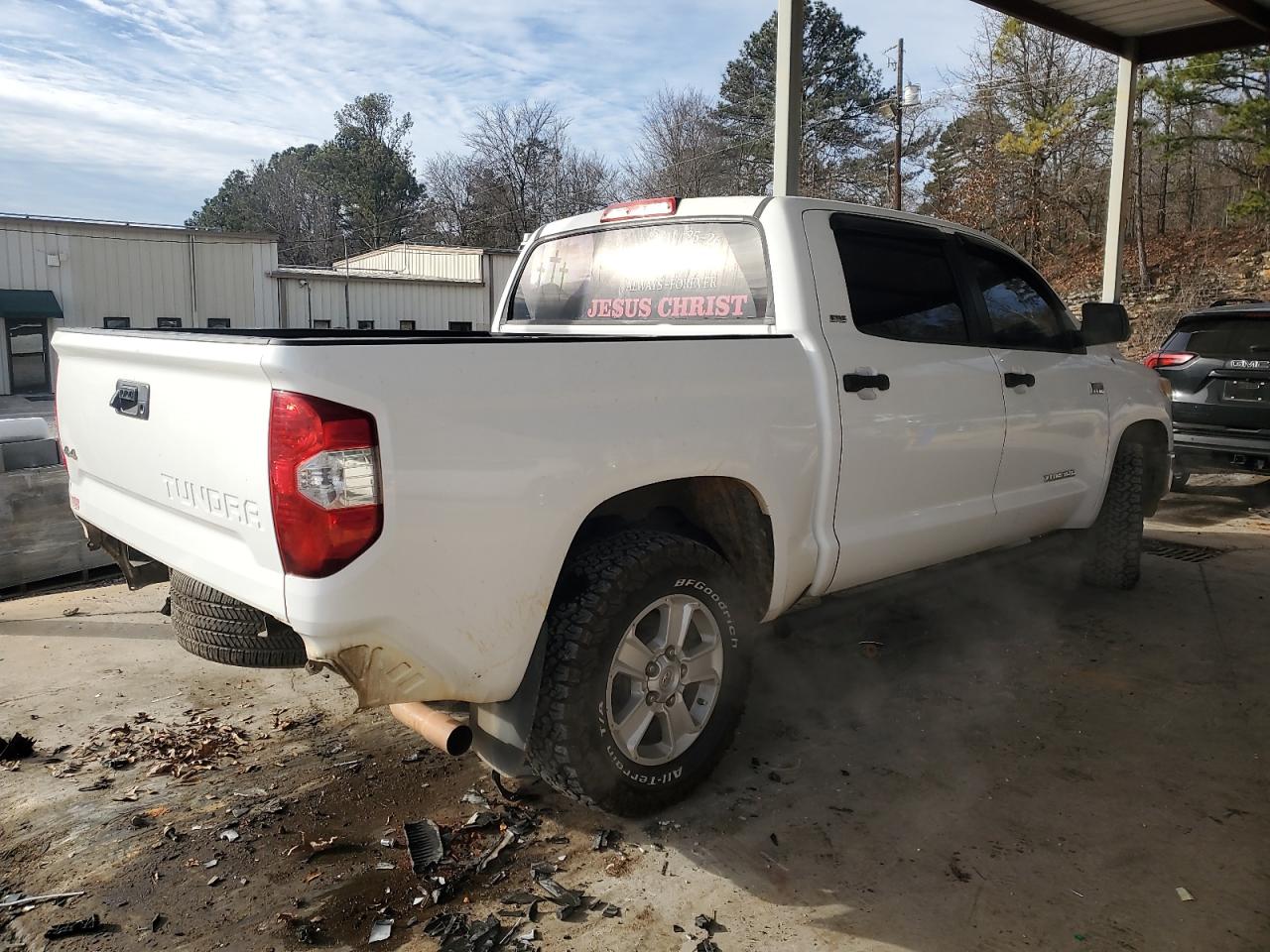 2015 Toyota Tundra - Image 3