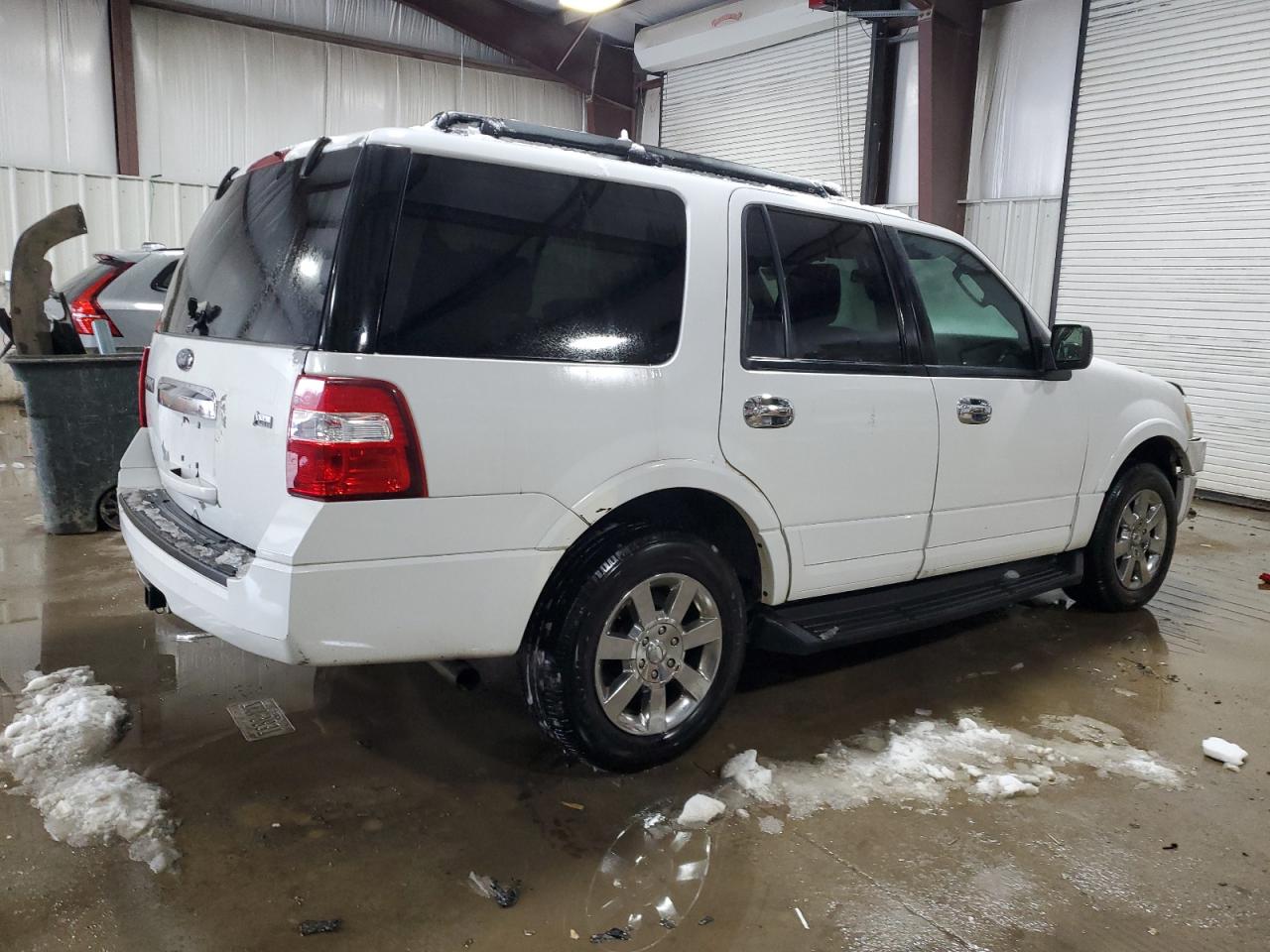 2009 Ford Expedition - Image 3