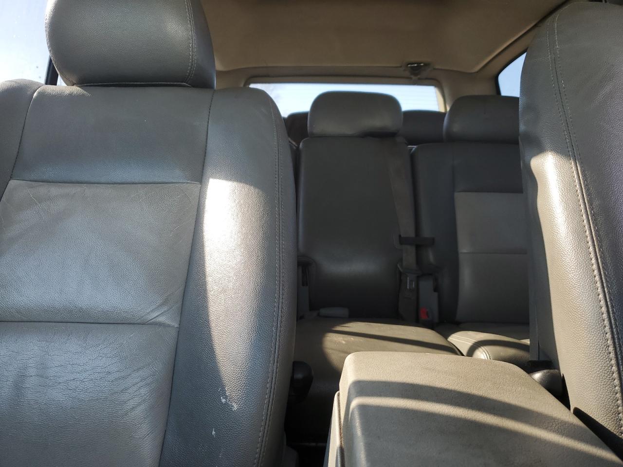 2007 Dodge Durango - Image 10