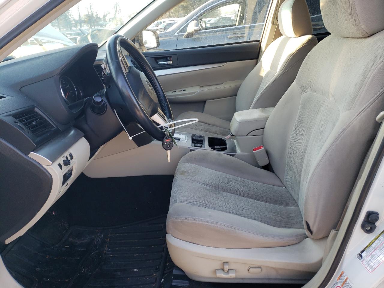 2014 Subaru Outback - Image 7