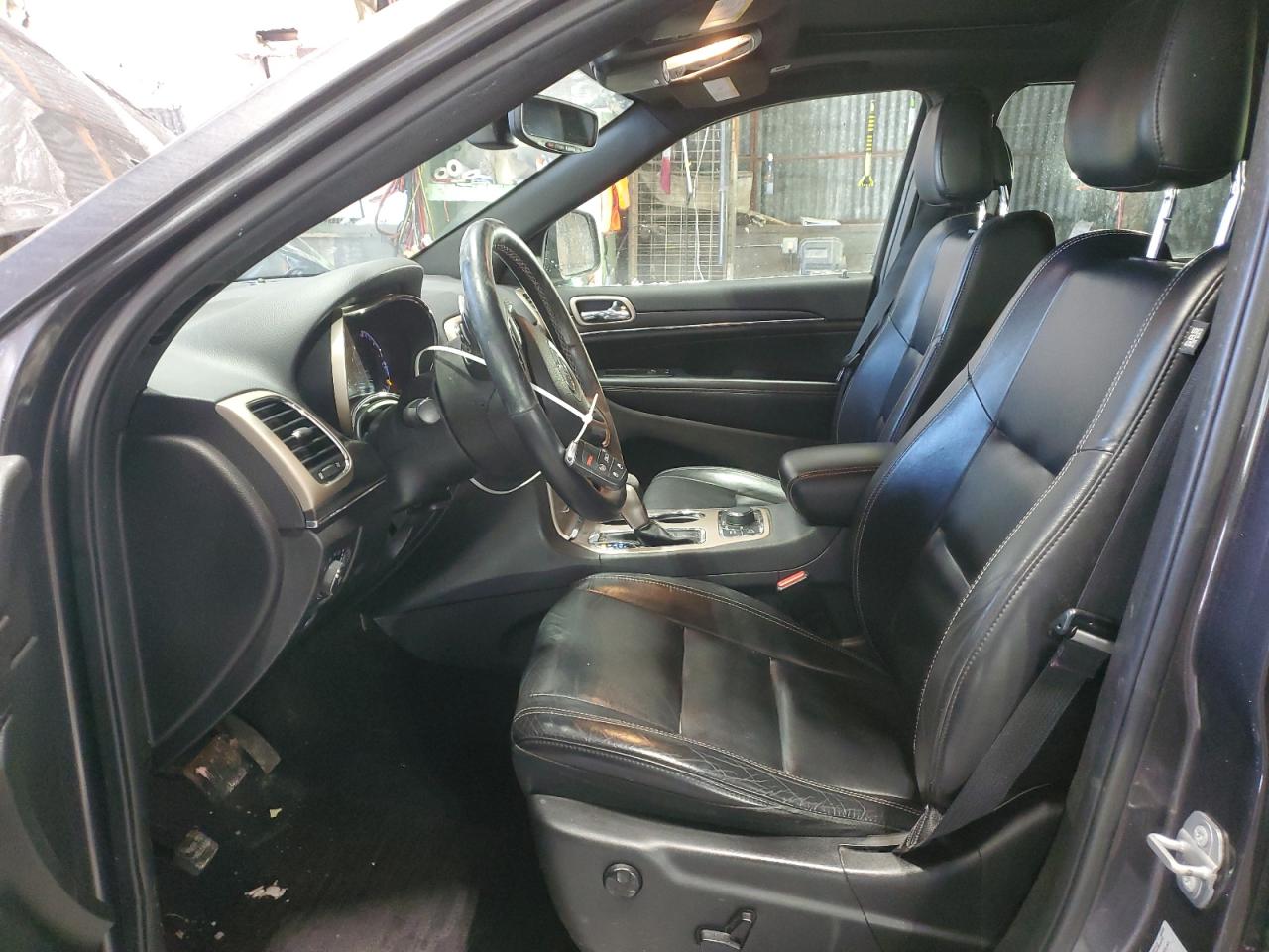 2017 Jeep Grand Cherokee - Image 7