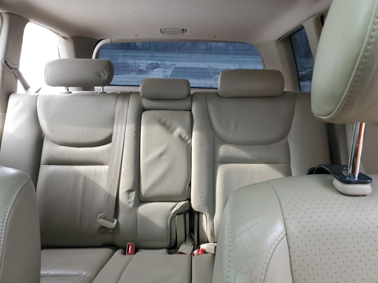 2003 Toyota Highlander - Image 10