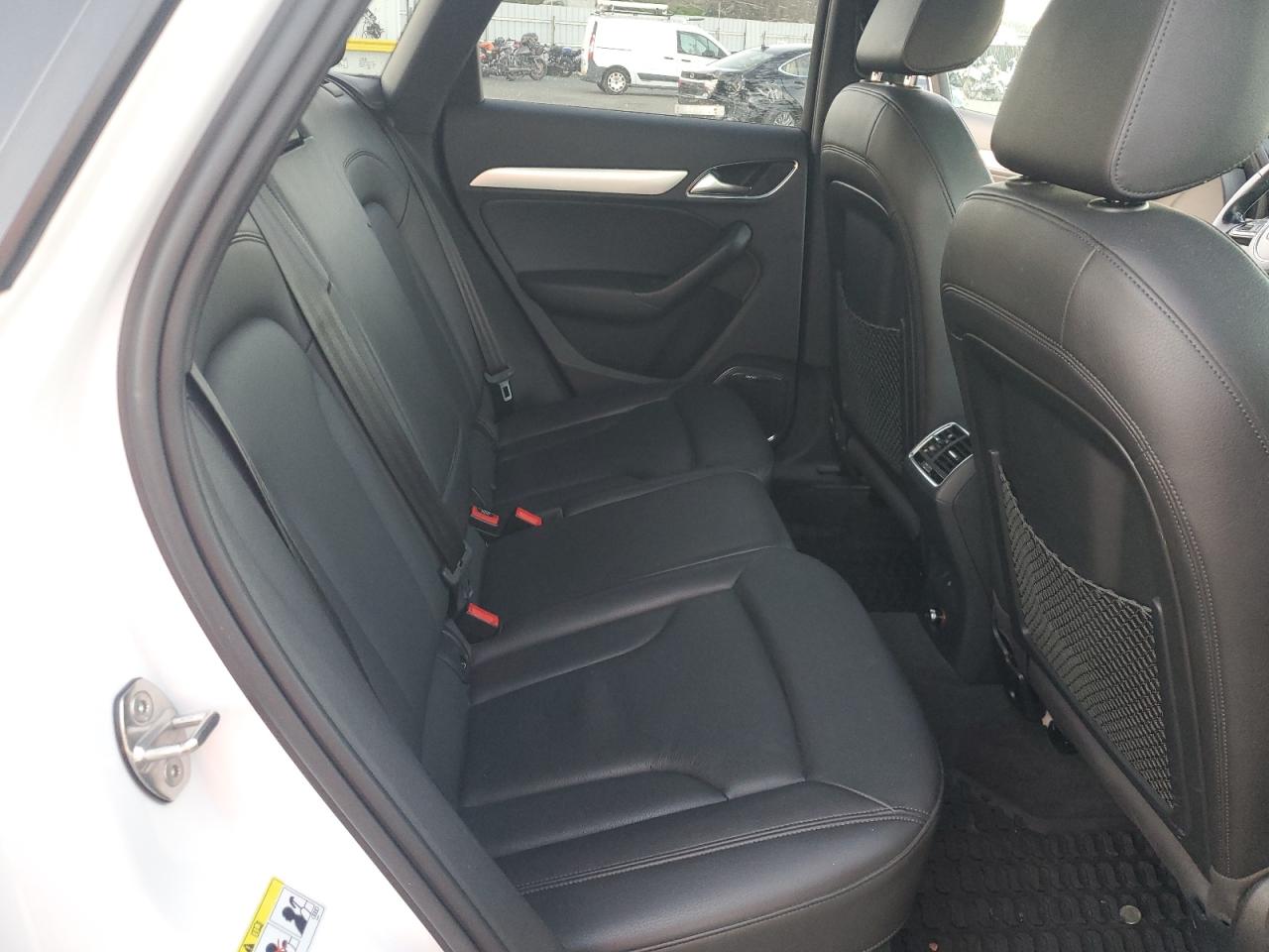 2016 Audi Q3 - Image 11