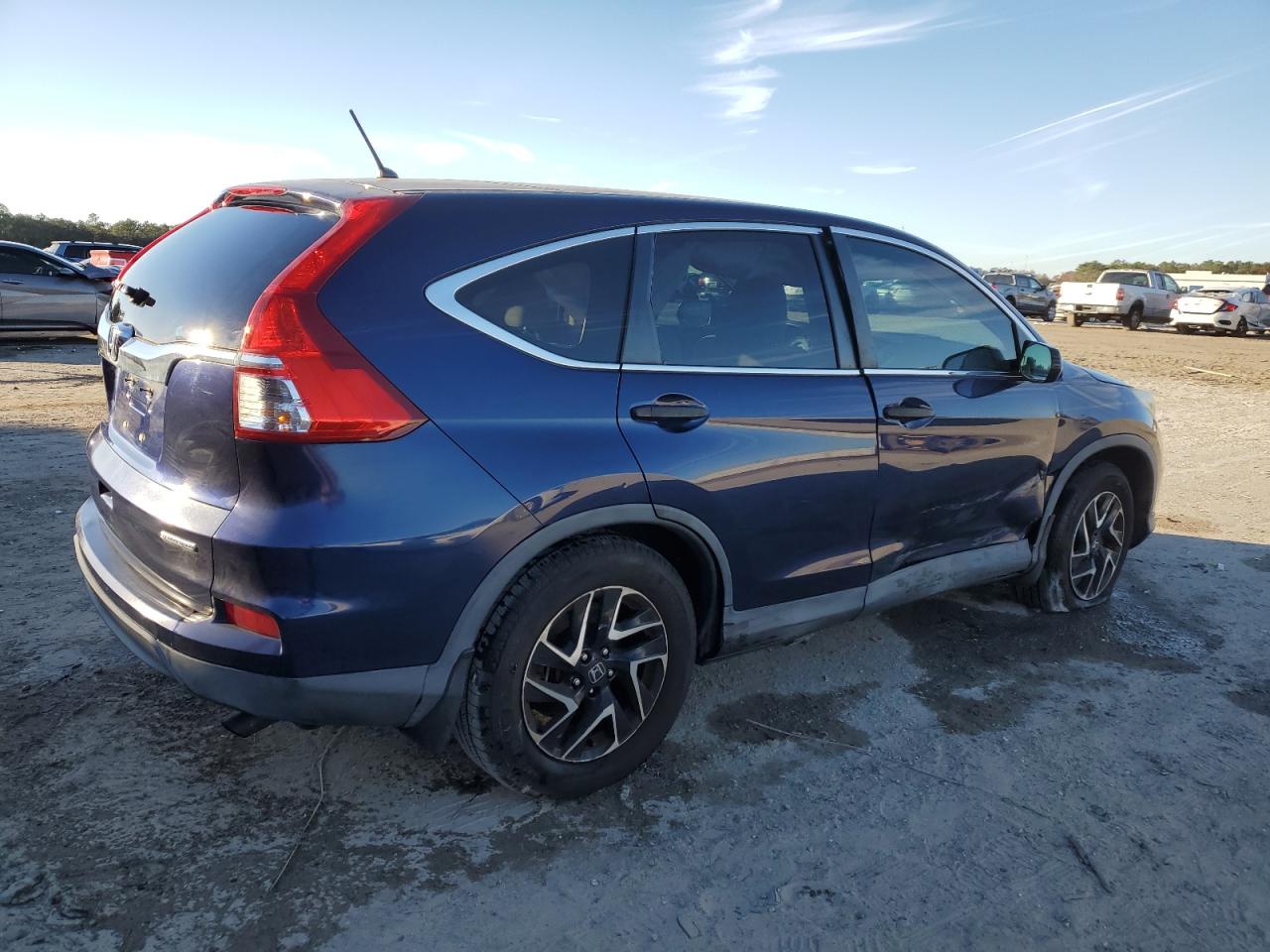 VIN 2HKRM3H46GH552572 2016 HONDA CRV no.3