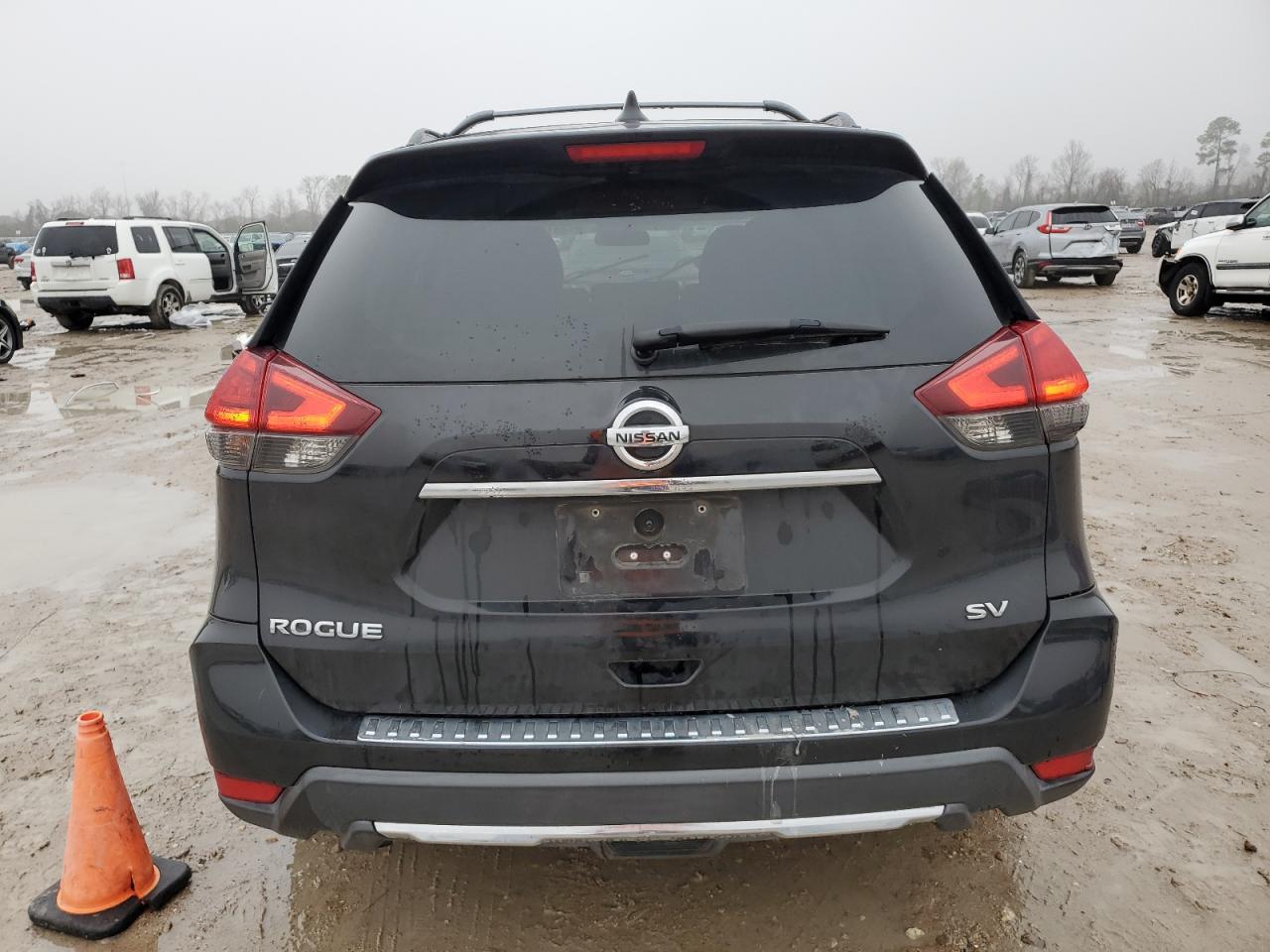 5N1AT2MT6HC815319 NISSAN ROGUE 2017