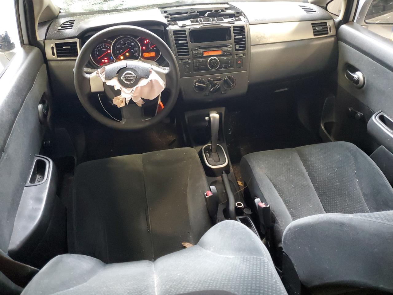2011 Nissan Versa - Image 8