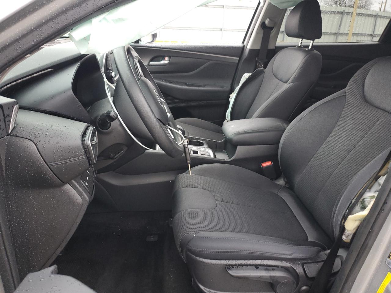 2020 Hyundai Santa Fe - Image 7
