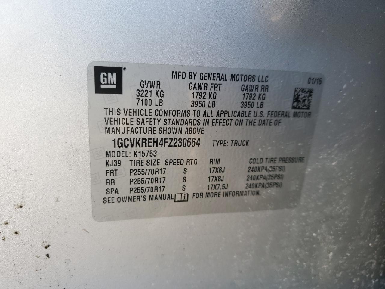 2015 Chevrolet Silverado - Image 12