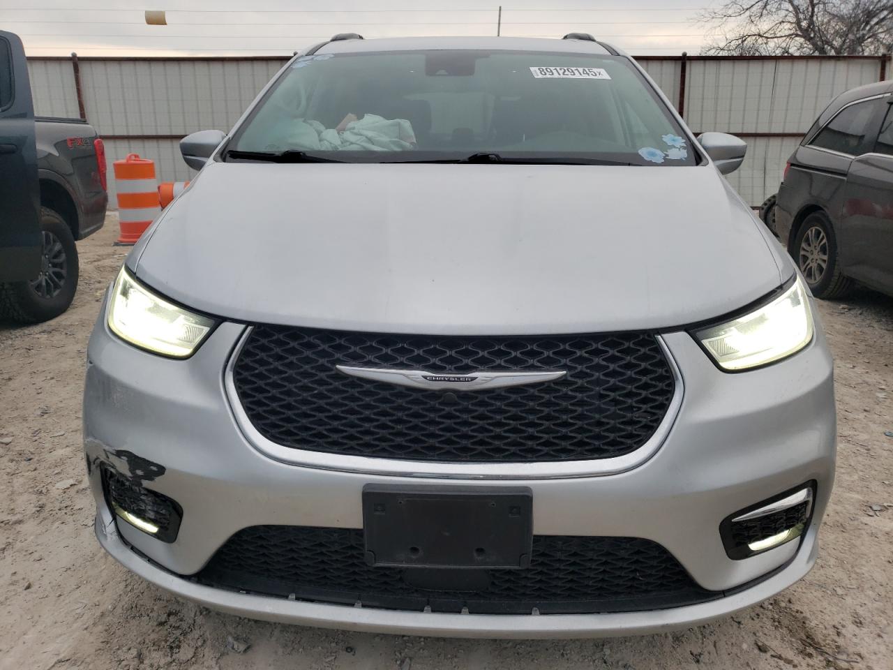 2022 Chrysler Pacifica - Image 5