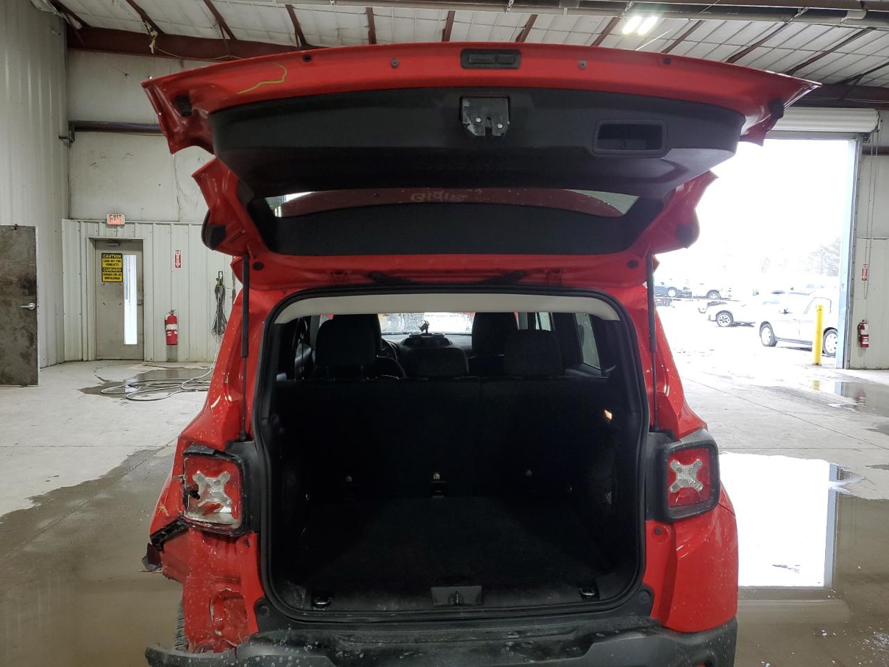 2017 Jeep Renegade - Image 6