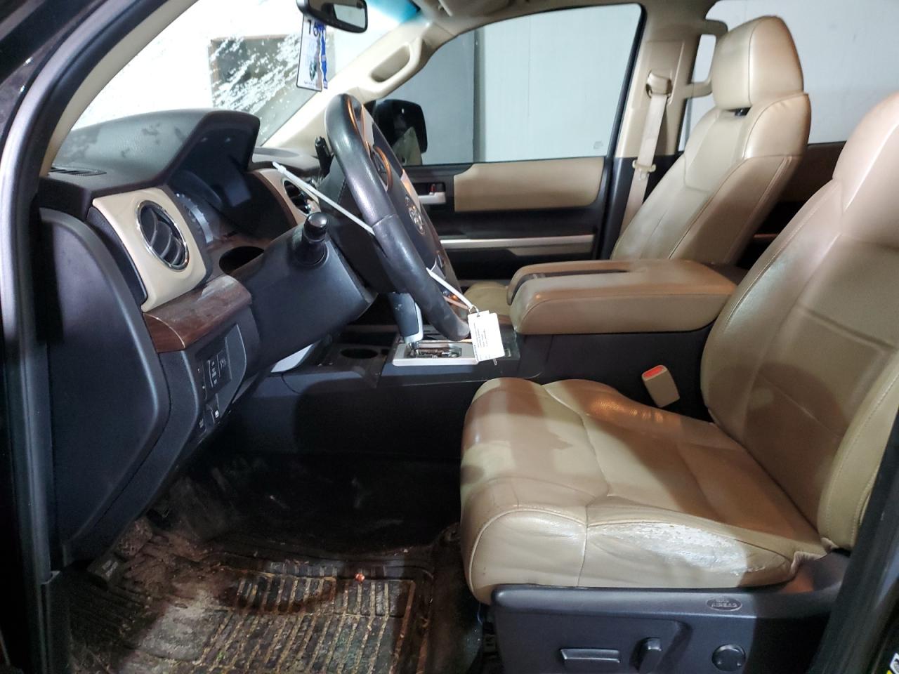 2014 Toyota Tundra - Image 7