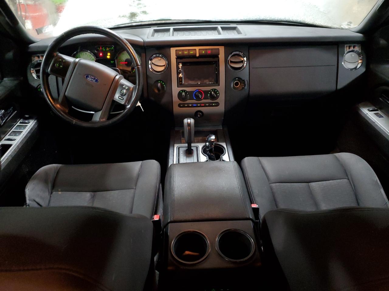 2009 Ford Expedition - Image 8