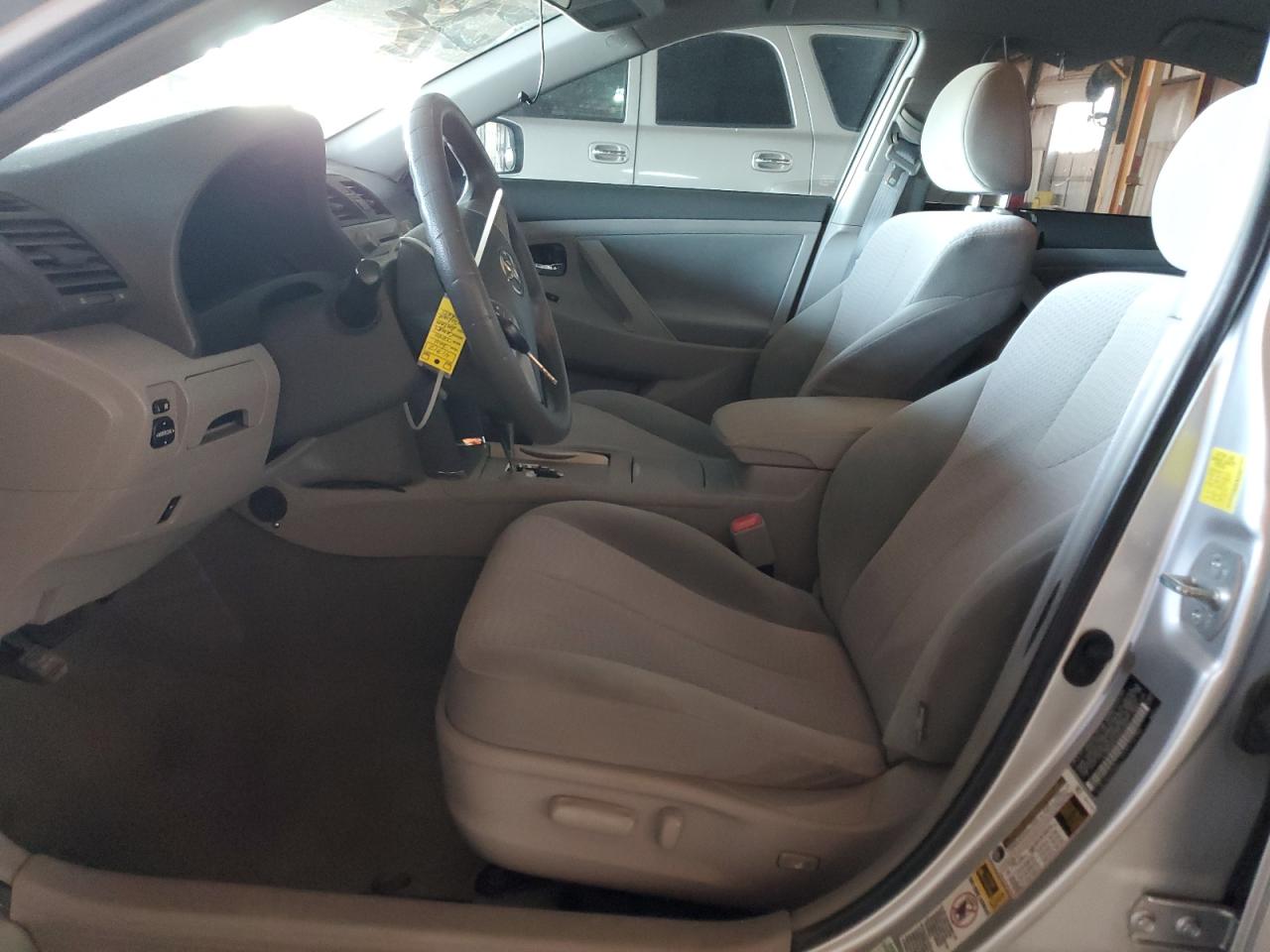 2011 Toyota Camry - Image 7