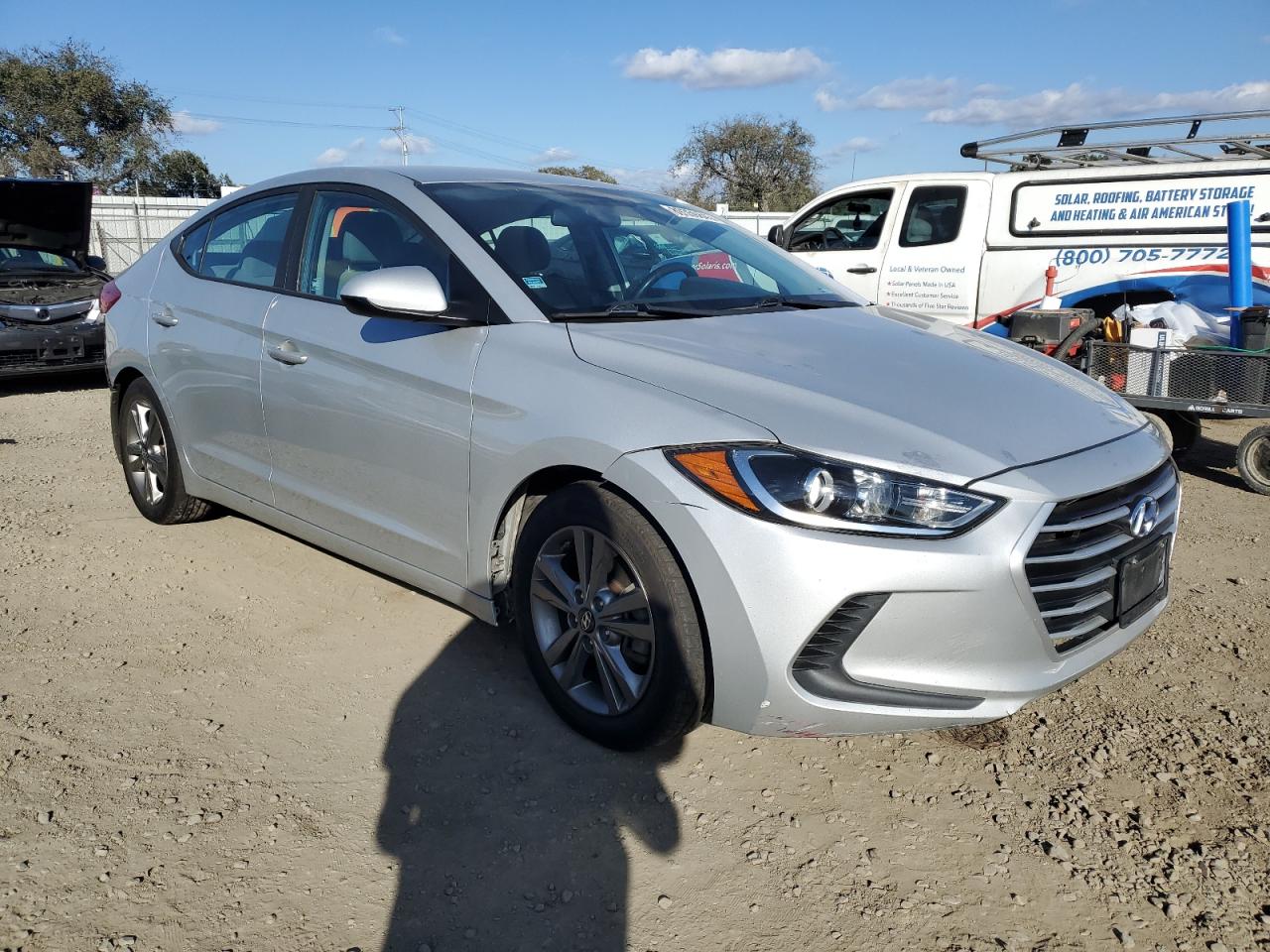 2017 Hyundai Elantra - Image 4