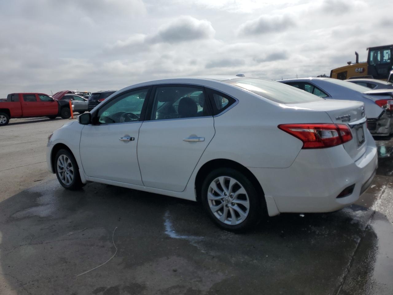 2018 Nissan Sentra - Image 2