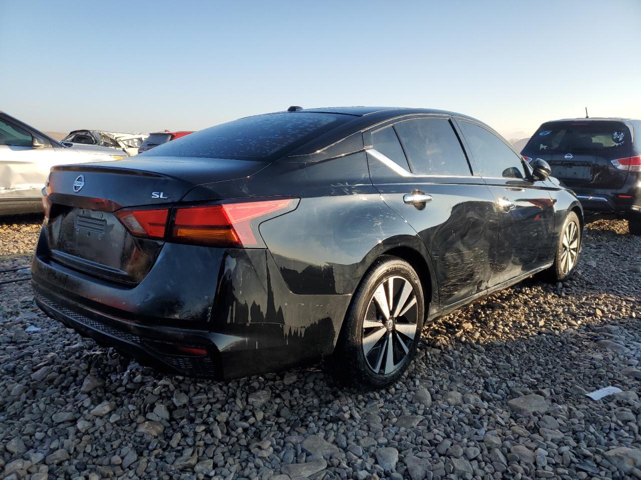 2019 Nissan Altima - Image 3